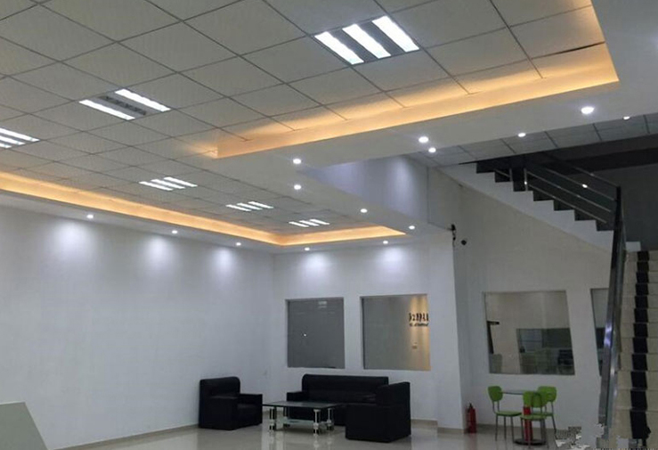 深圳電子廠無(wú)塵車間裝修